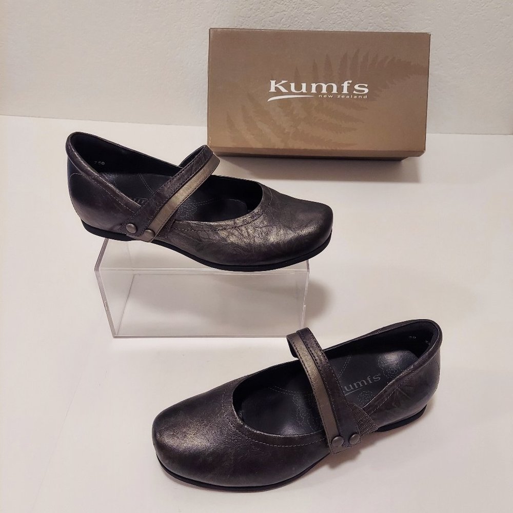 KUMFS Caddie Womens Shoes Size EU 39 XW (US 8) Pewter Strapped Mary Jane Flats
